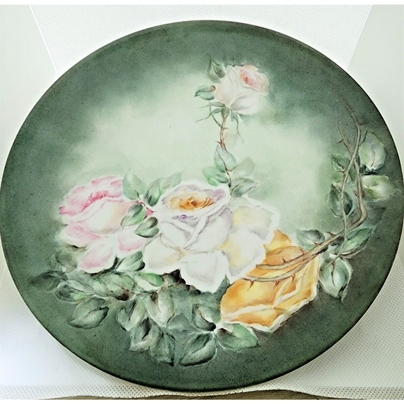 DECORATIVE PLATE-J.P.L FRANCE-LIMOGES-Signed-Green With Roses-9" - Picture 1 of 7
